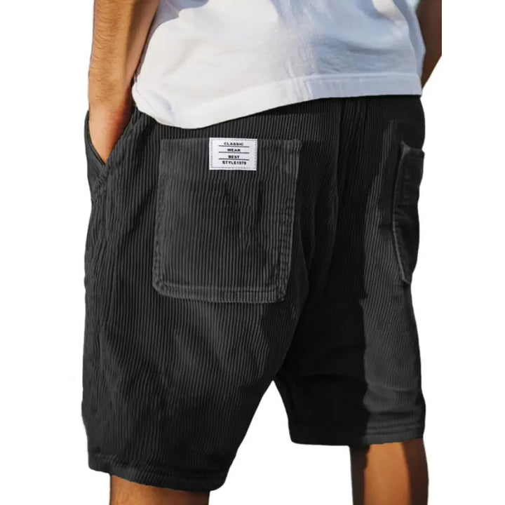 NOIR | Short chic en velours
