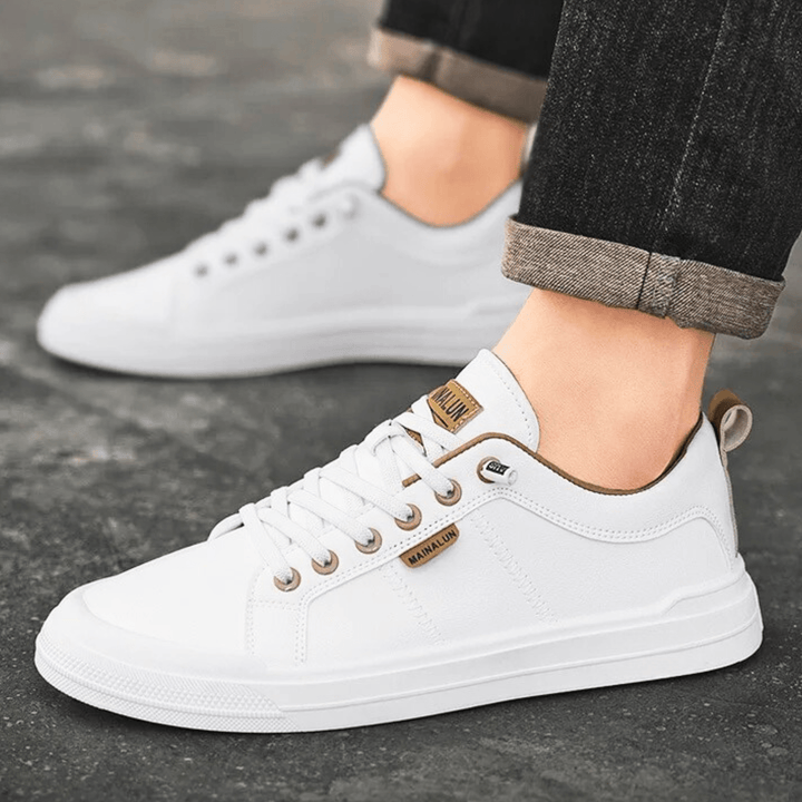 JAMES | The Harrington Sneaker